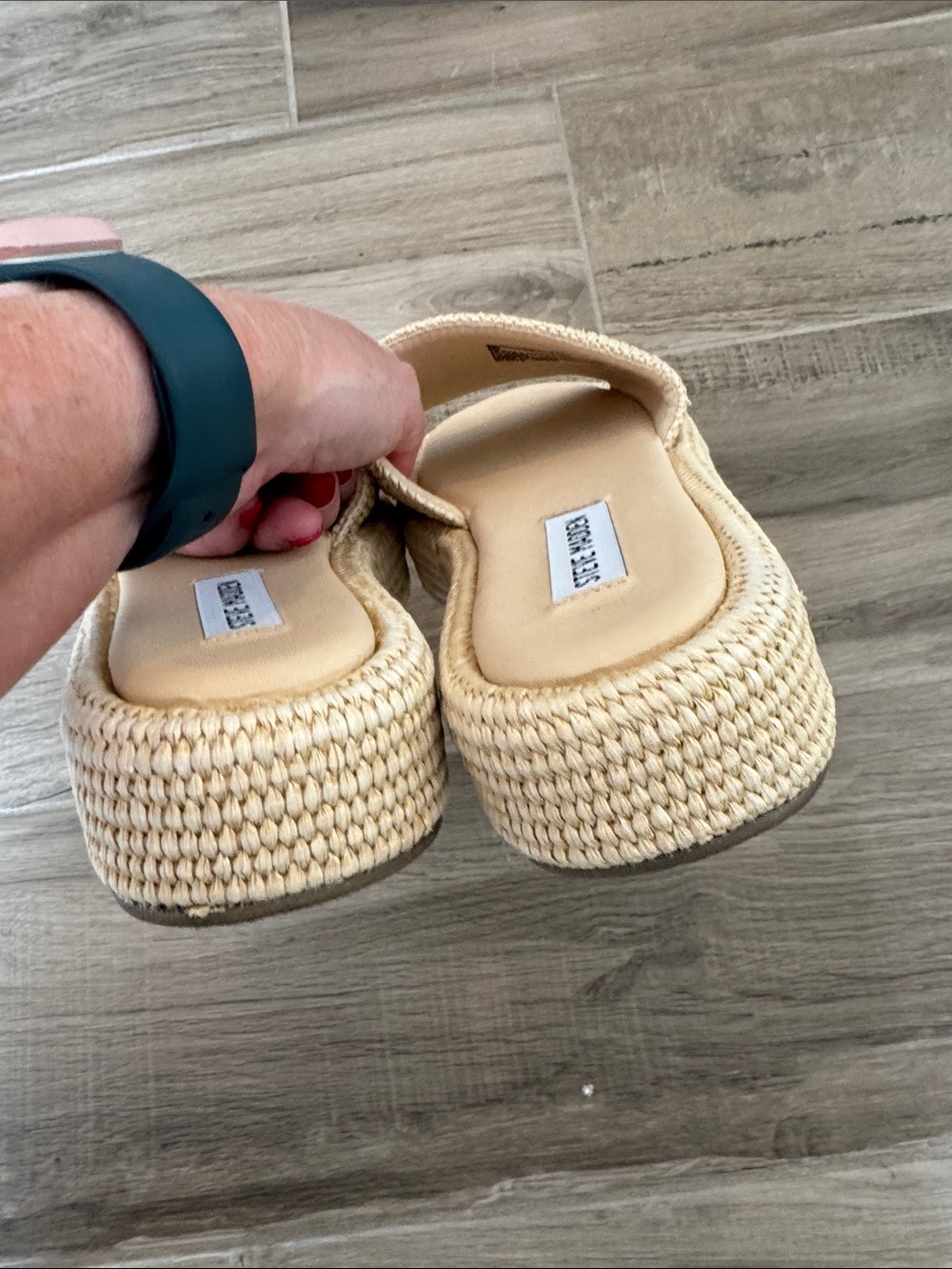 Steve Madden 8 Beachy straw woven platform slides - Picture 3 of 5
